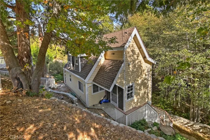 29613 Hook Creek Road, Cedar Glen, California 92321