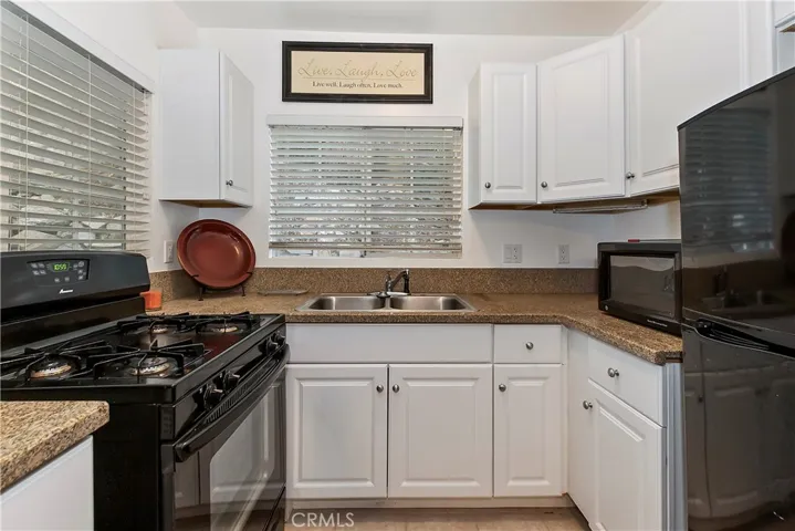 29613 Hook Creek Road, Cedar Glen, California 92321