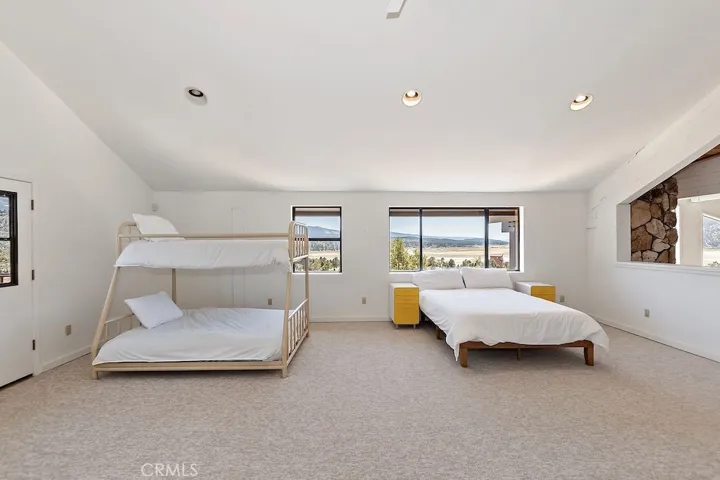 1347 Spruce Lane, Big Bear, California 92314