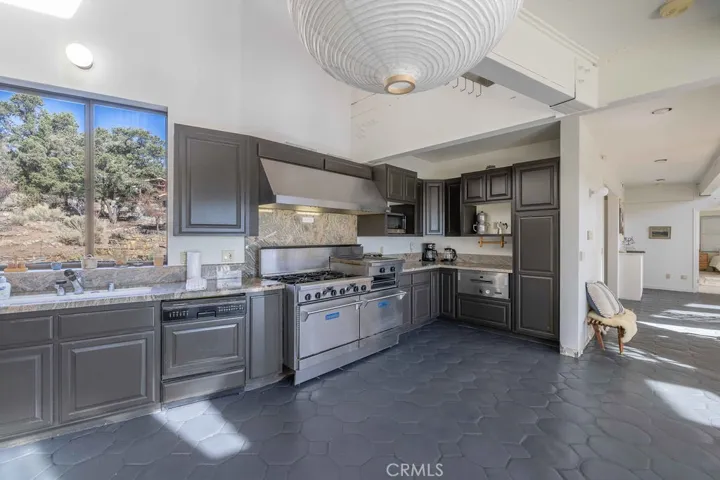 1347 Spruce Lane, Big Bear, California 92314