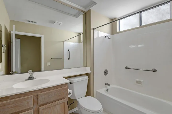 GUEST BATHROOM MLS