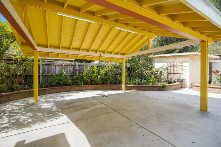 175 G Street, Redwood City, California 94063