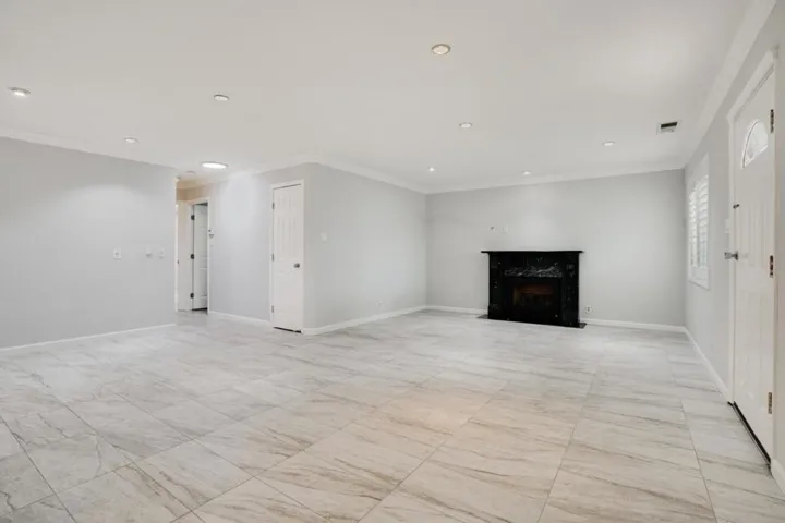 175 G Street, Redwood City, California 94063