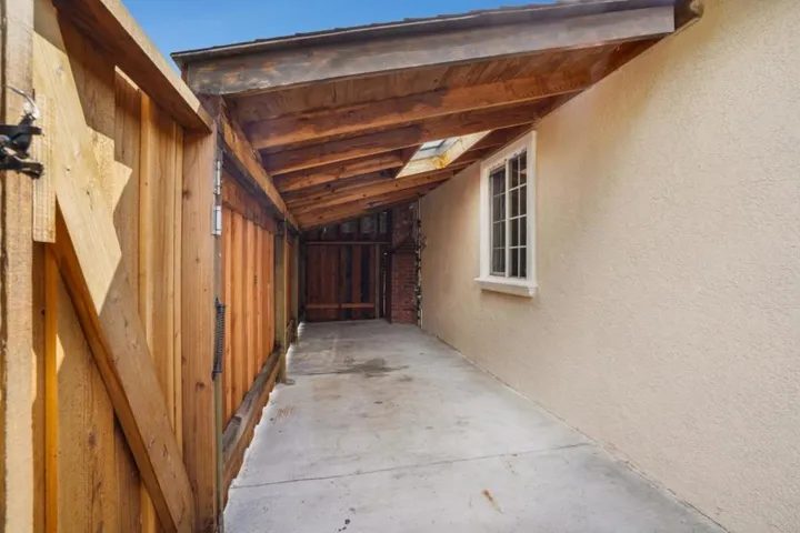 175 G Street, Redwood City, California 94063