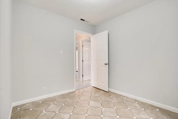 175 G Street, Redwood City, California 94063