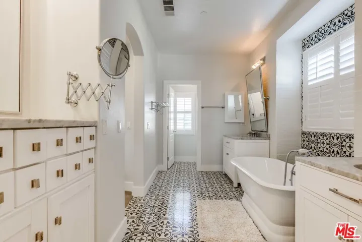 30 Bedstraw Loop, Ladera Ranch, California 92694
