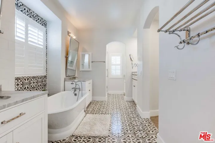 30 Bedstraw Loop, Ladera Ranch, California 92694