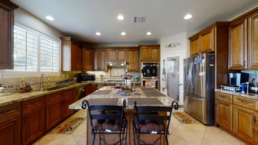 148-Lenore-Ct-10272021_115316