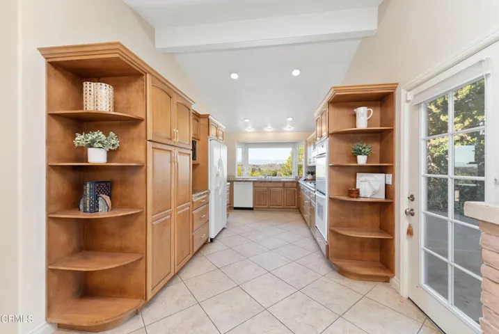 637 Lynwood St Thousand Oaks-17