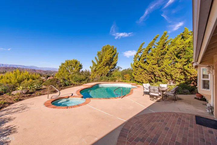 637 Lynwood St Thousand Oaks-37