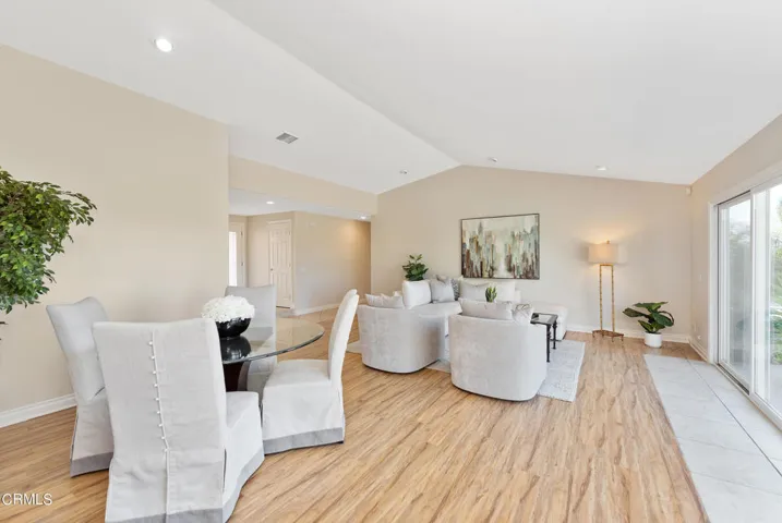 637 Lynwood St Thousand Oaks-11