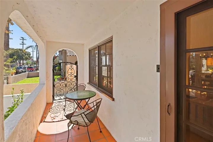 241 Loma Avenue, Long Beach, California 90803