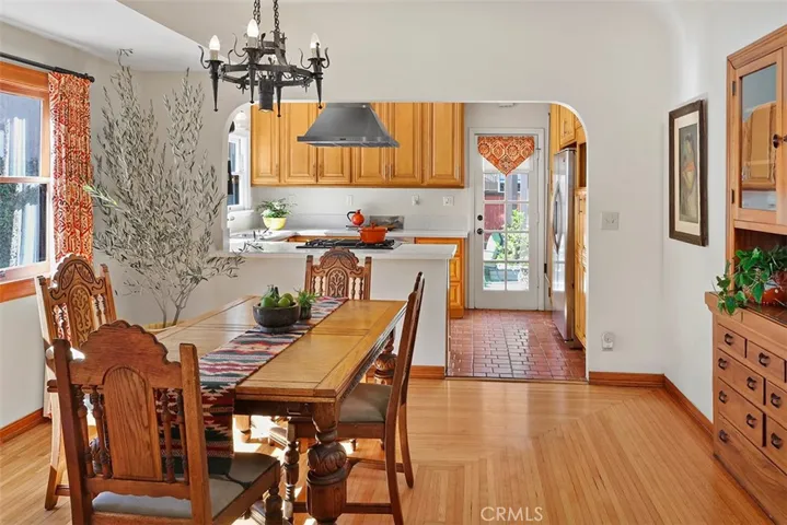 241 Loma Avenue, Long Beach, California 90803