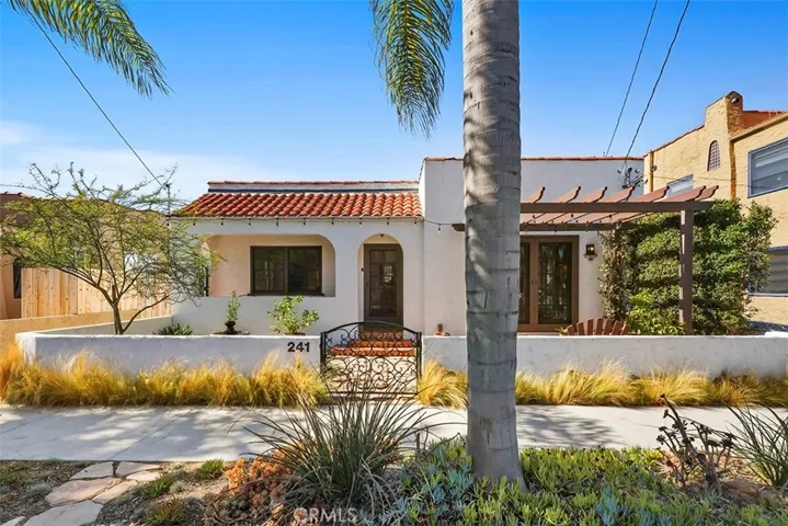 241 Loma Avenue, Long Beach, California 90803