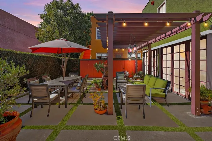 241 Loma Avenue, Long Beach, California 90803