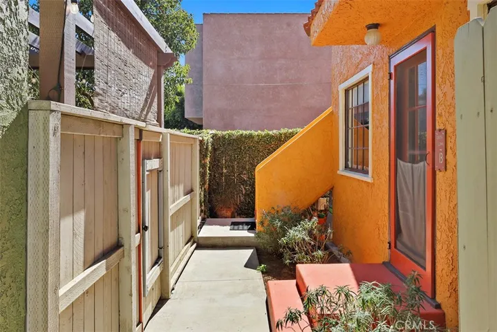 241 Loma Avenue, Long Beach, California 90803