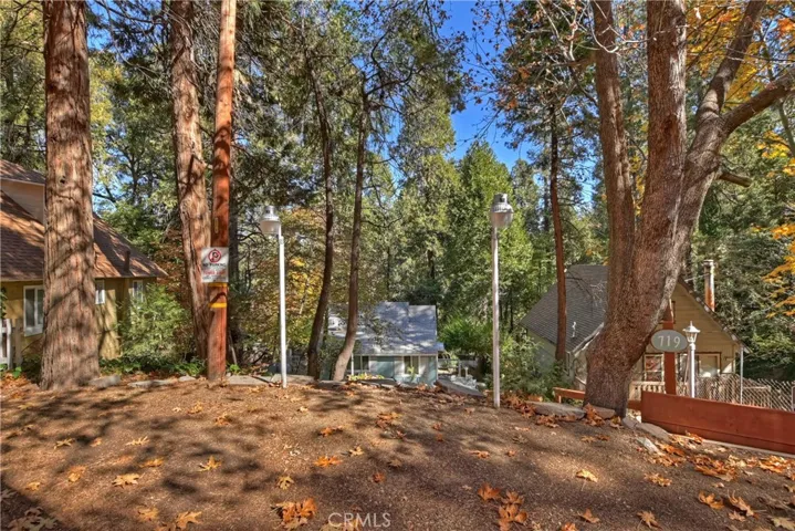 719 S State Highway 138, Crestline, California 92325
