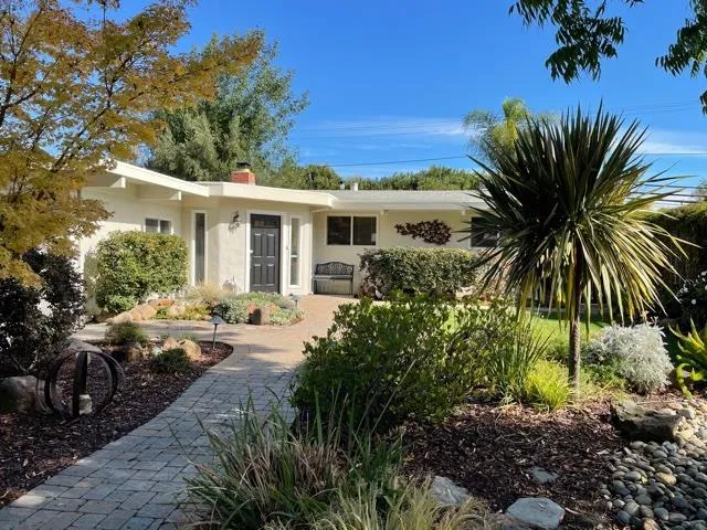 3925 Bibbits Drive, East Palo Alto, California 94303