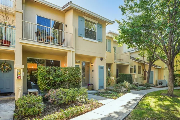 582 Manhattan Place, San Jose, California 95136