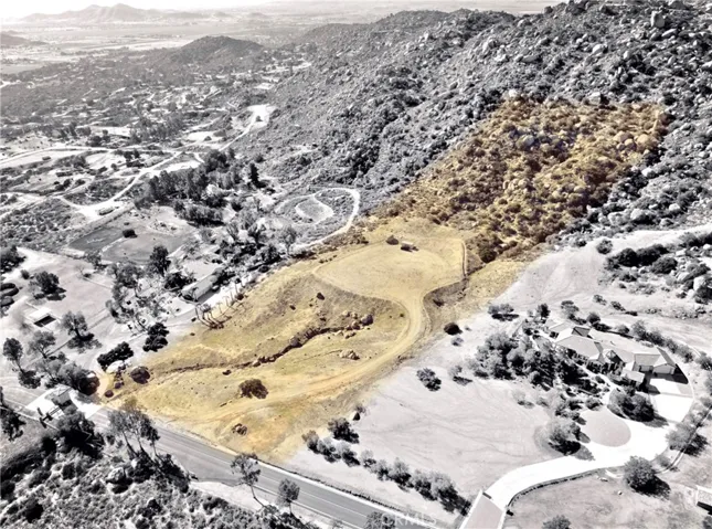 23881 Sky Mesa Road, Juniper Flats, California 92548
