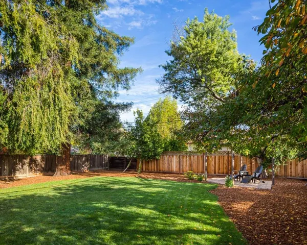 416 El Verano Avenue, Palo Alto, California 94306