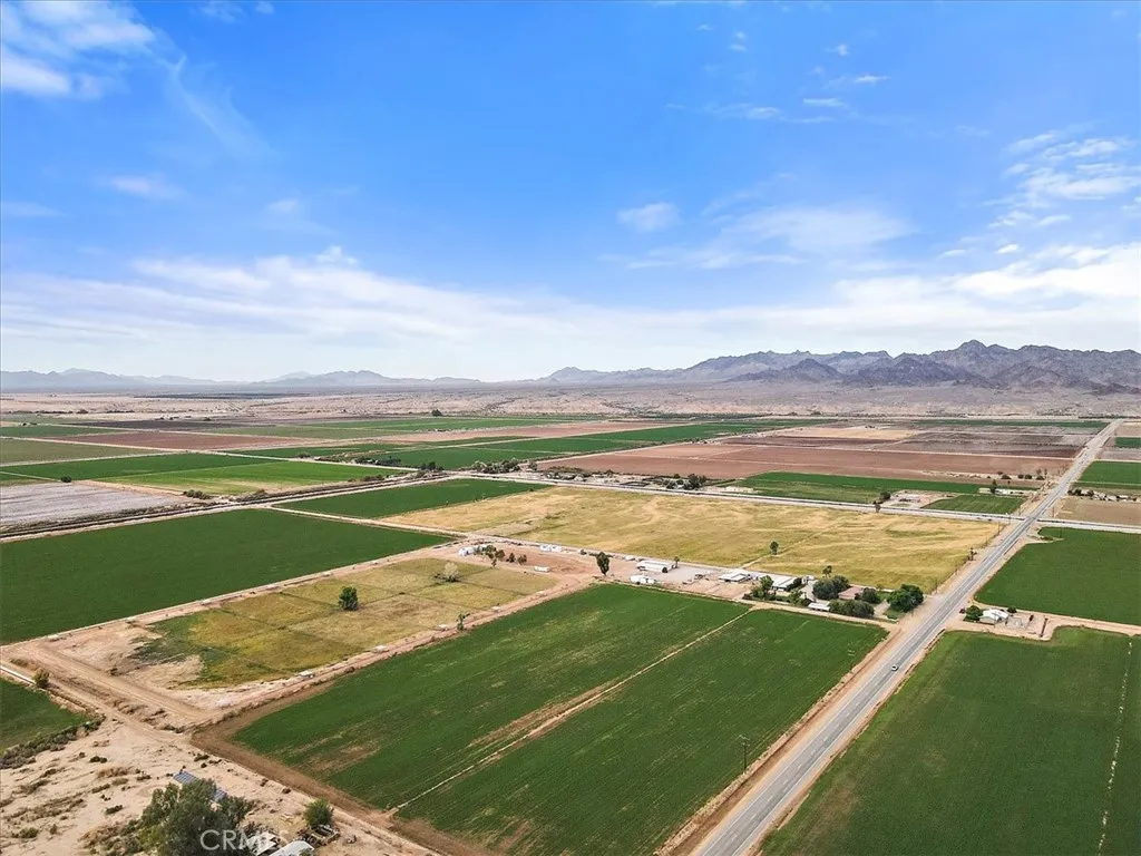 4251 N Intake Boulevard, Blythe, California 92225 home-pic-62