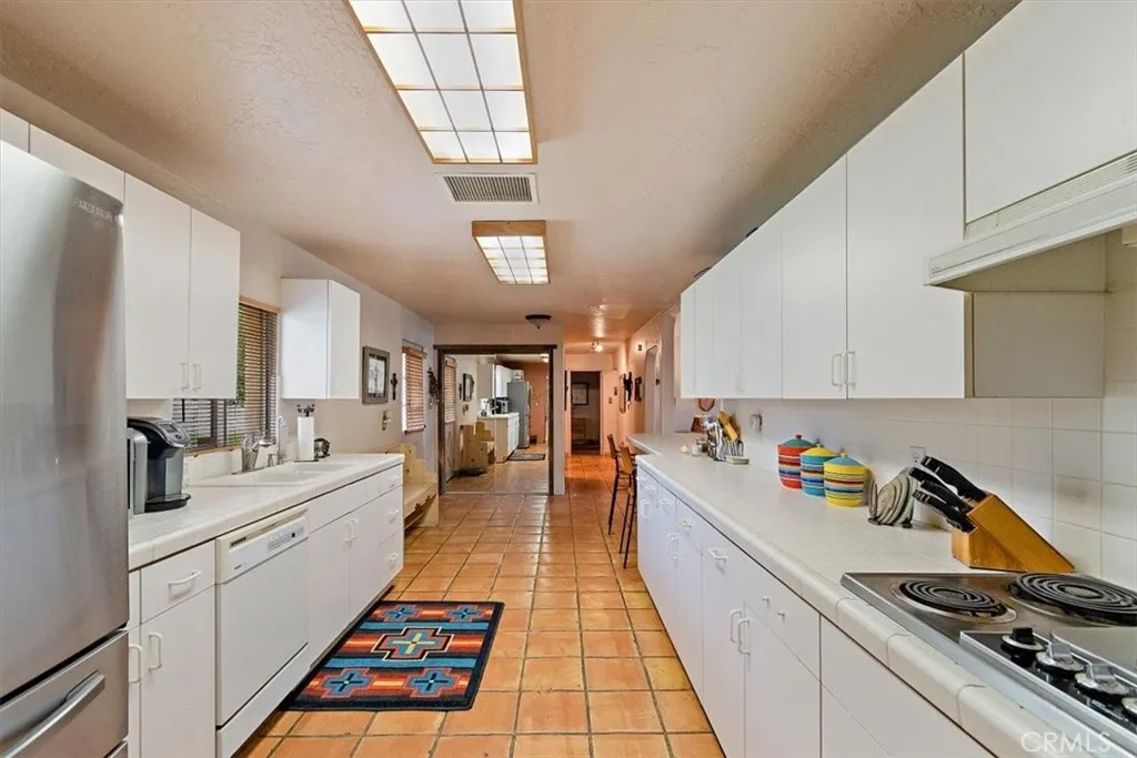 4251 N Intake Boulevard, Blythe, California 92225 home-pic-5