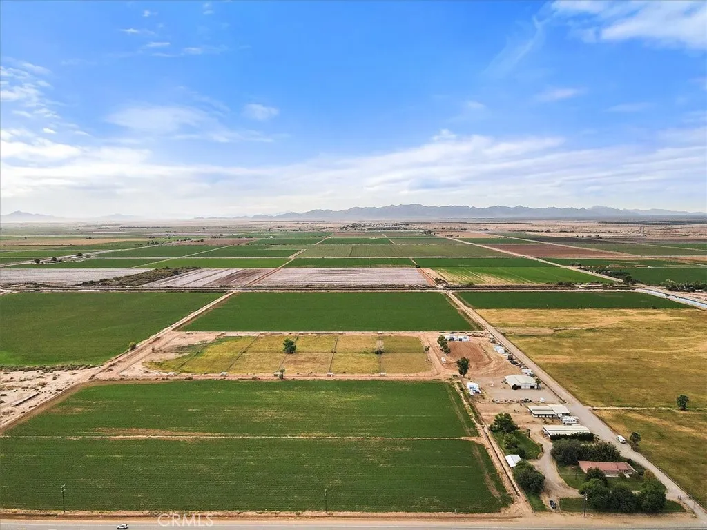 4251 N Intake Boulevard, Blythe, California 92225 home-pic-63