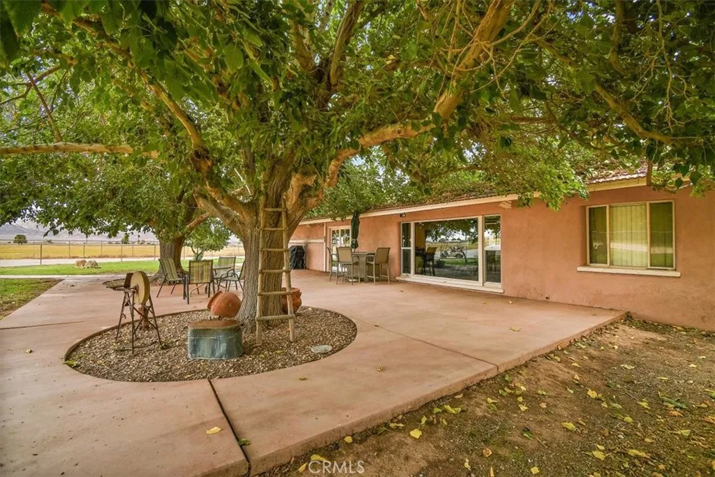 4251 N Intake Boulevard, Blythe, California 92225 home-pic-24
