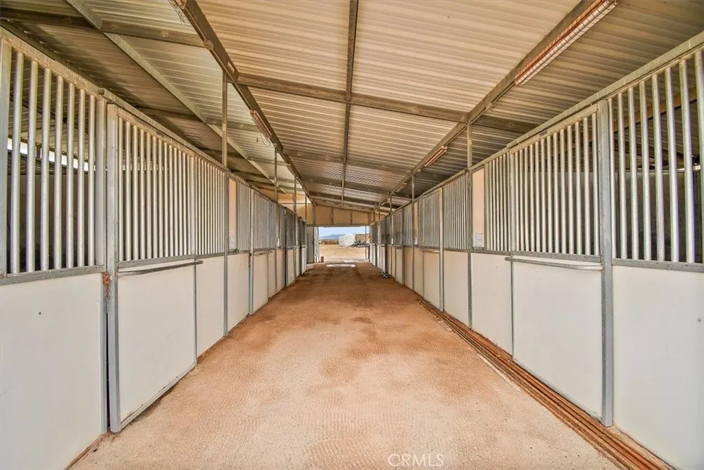 4251 N Intake Boulevard, Blythe, California 92225 home-pic-42