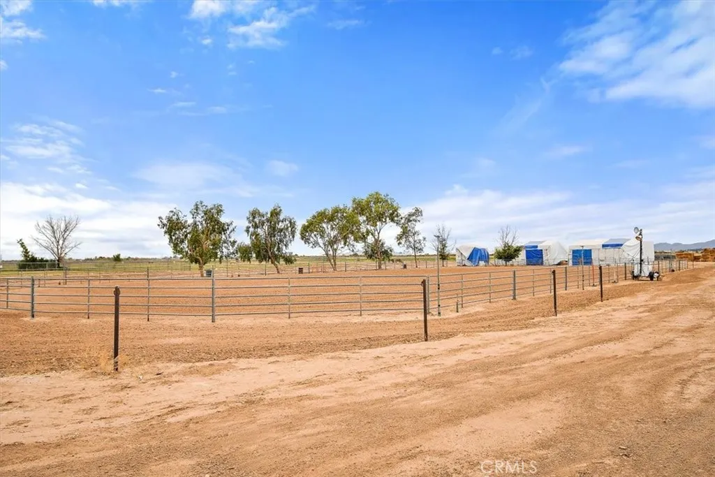 4251 N Intake Boulevard, Blythe, California 92225 home-pic-45