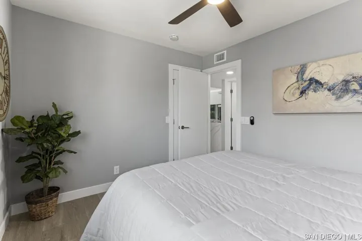 18771 Flagstaff Ln, Huntington Beach, California 92646