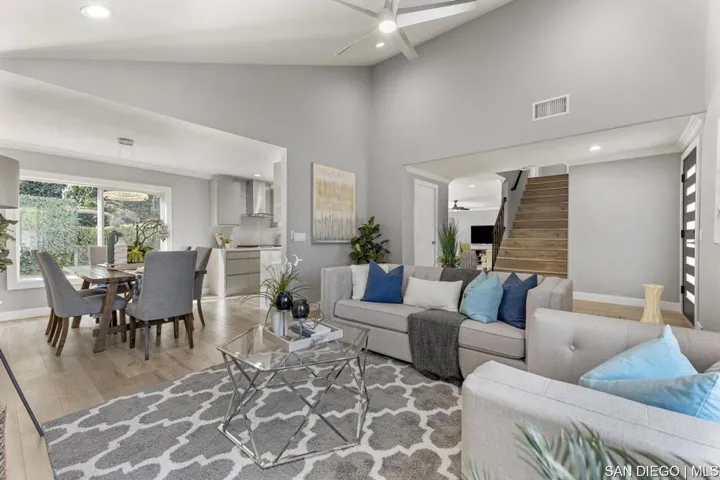 18771 Flagstaff Ln, Huntington Beach, California 92646