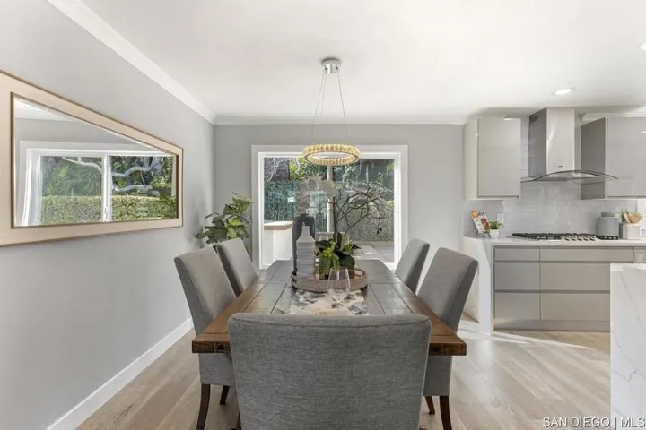 18771 Flagstaff Ln, Huntington Beach, California 92646