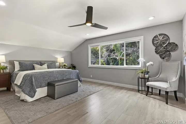 18771 Flagstaff Ln, Huntington Beach, California 92646