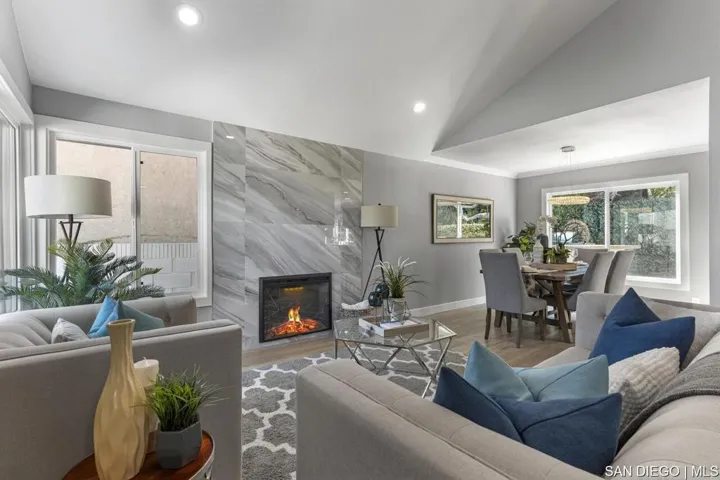 18771 Flagstaff Ln, Huntington Beach, California 92646