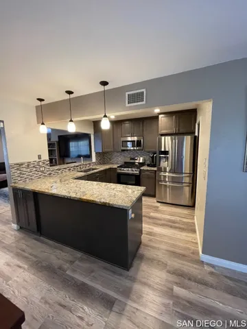 252 Fennell Ct, San Diego, California 92114
