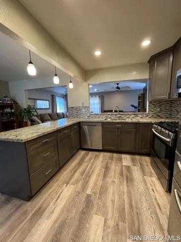 252 Fennell Ct, San Diego, California 92114