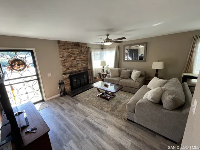 252 Fennell Ct, San Diego, California 92114