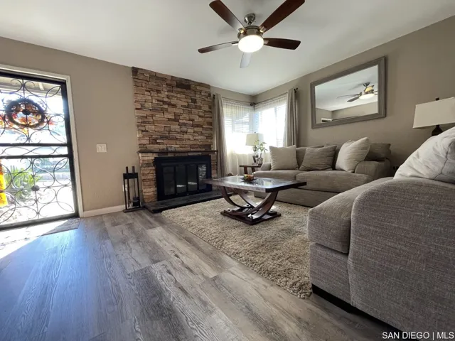 252 Fennell Ct, San Diego, California 92114
