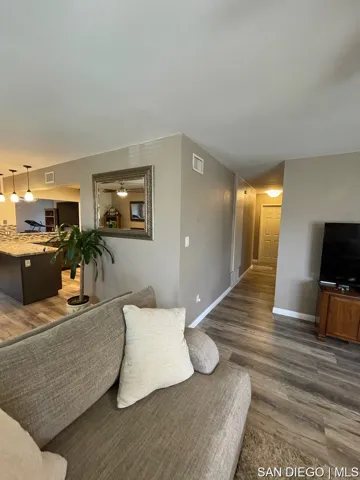 252 Fennell Ct, San Diego, California 92114