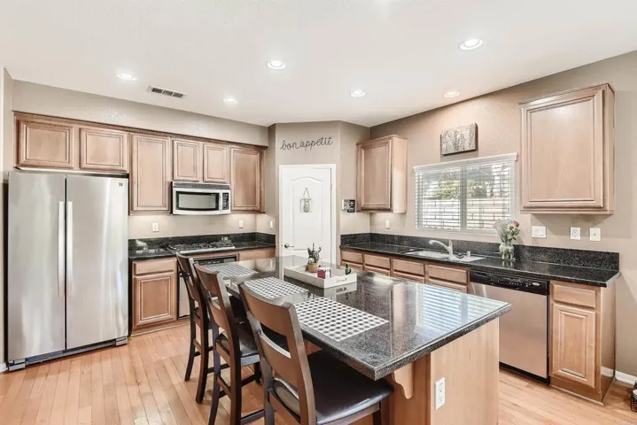 29800 Bay View Way, Menifee, California 92584