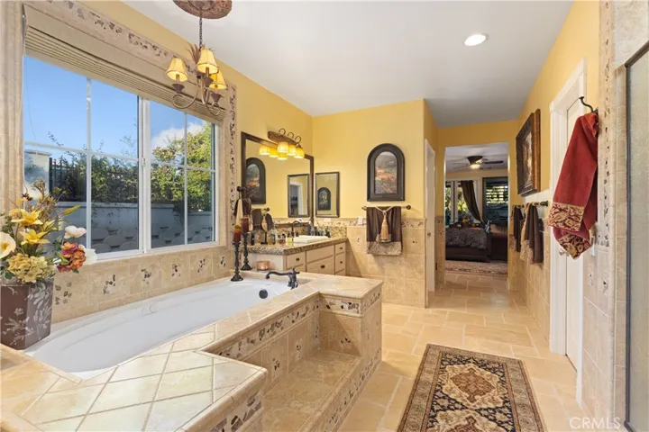 17832 Canyonwood, Riverside, California 92504
