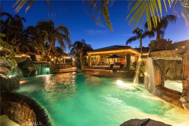 17832 Canyonwood, Riverside, California 92504