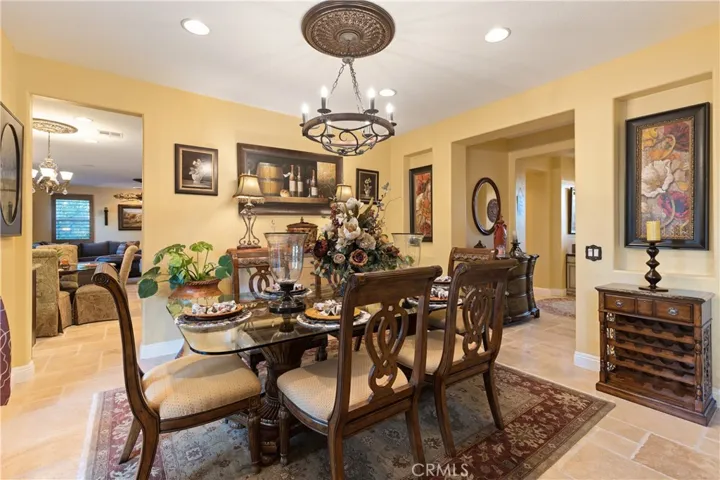 17832 Canyonwood, Riverside, California 92504