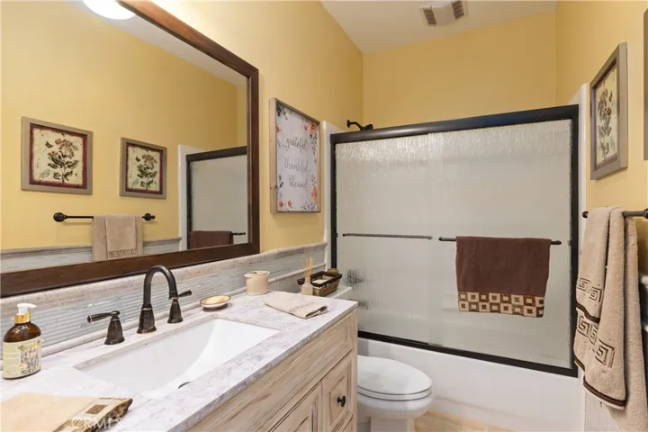17832 Canyonwood, Riverside, California 92504