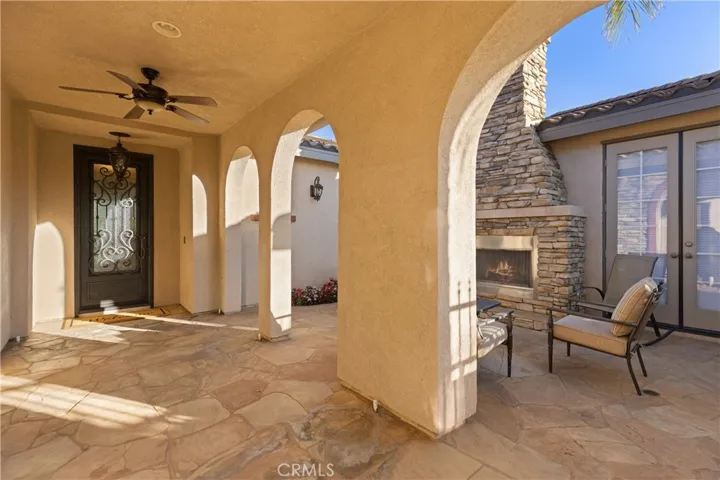 17832 Canyonwood, Riverside, California 92504