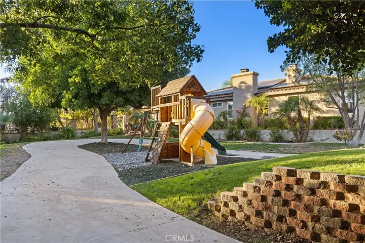 17832 Canyonwood, Riverside, California 92504