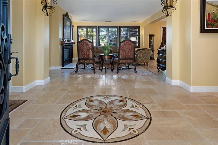17832 Canyonwood, Riverside, California 92504