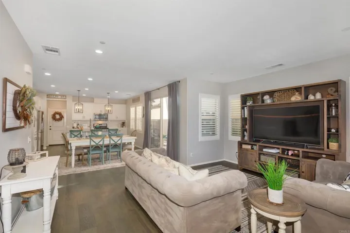 21618 Saddle Bred Lane, Escondido, California 92029